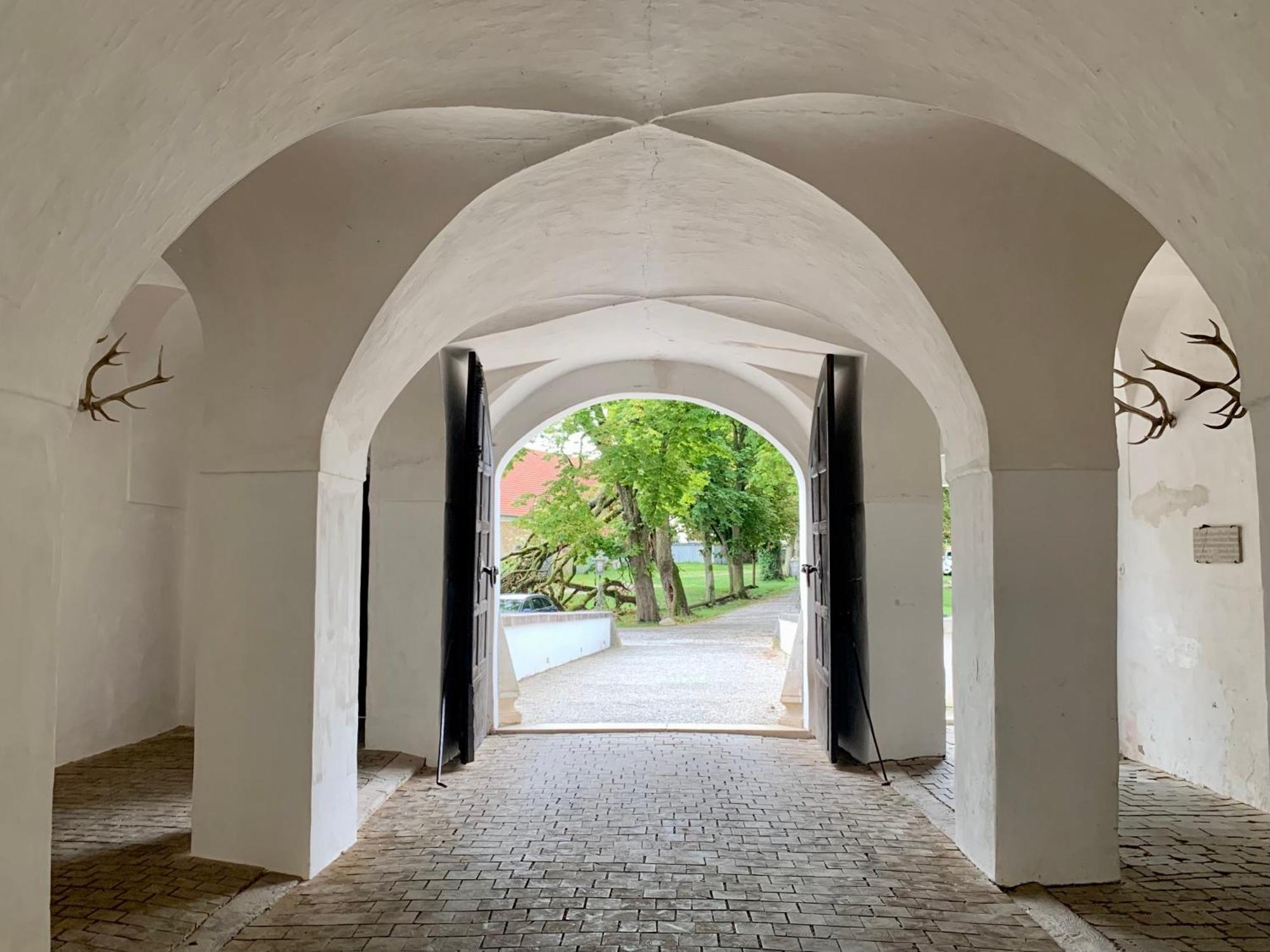 Wohnen Im Wasserschloss Sandizell Schrobenhausen Buitenkant foto